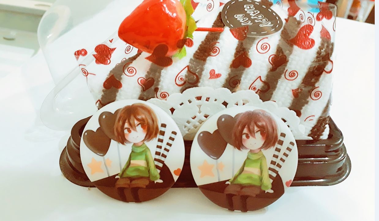 【通販】Undertale Chara 4.4cm霧面胸章