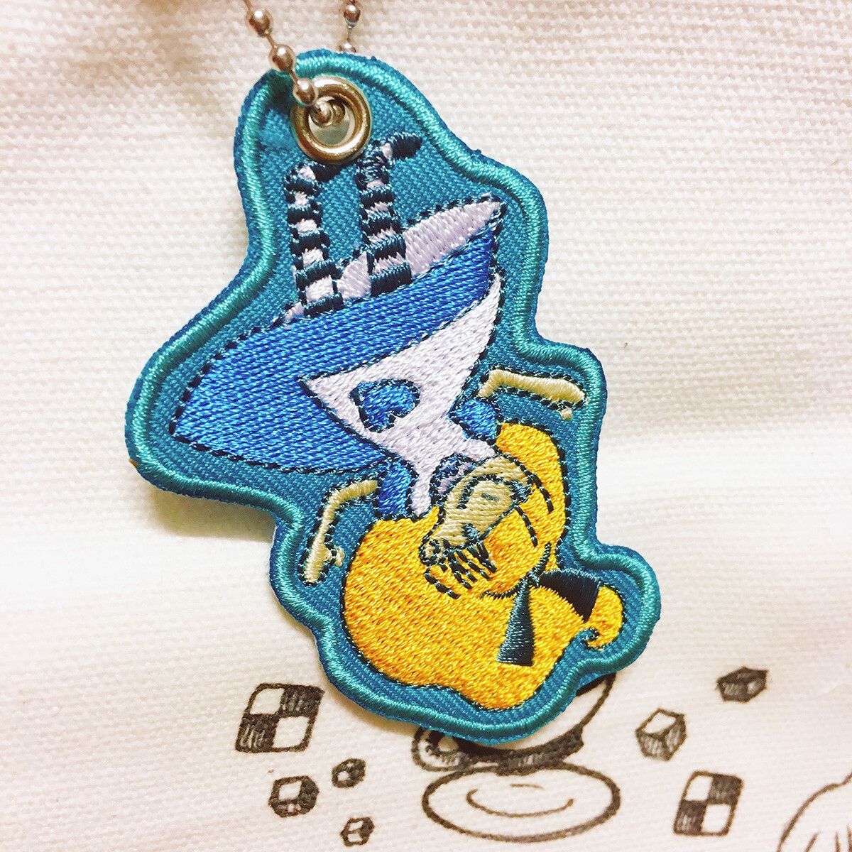 Alice刺繡吊飾