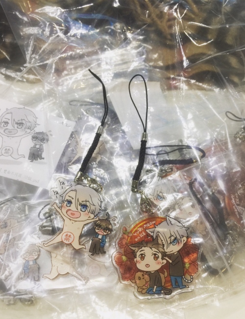 [YOI] Victor&amp;YuRi 透明壓克力吊飾