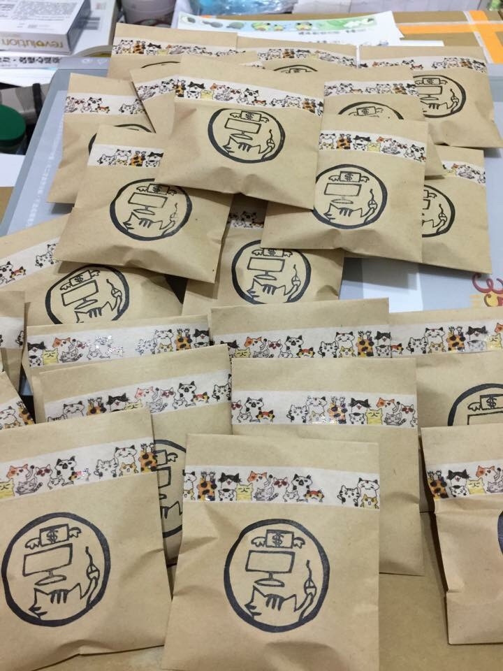 Cats紙膠帶藍格版