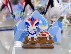 銀勝組合立牌