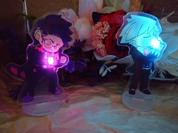 MEGA進化發光壓克力