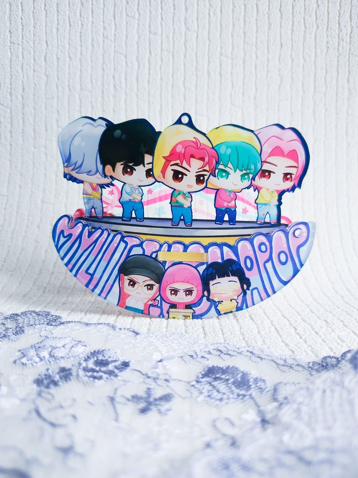Kpop獵魔女團 SajaBoys Soda Pop搖搖立牌(可做掛件)
