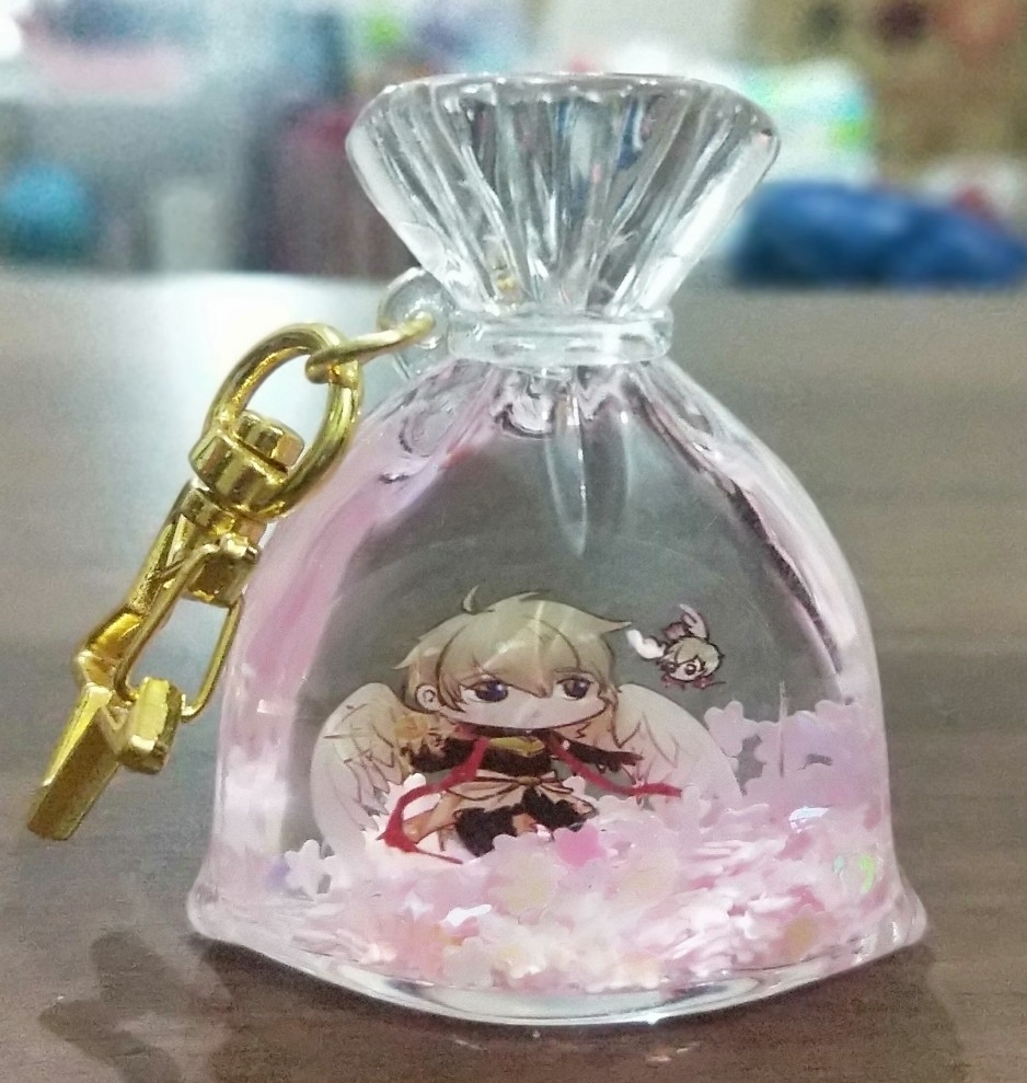 路西法 粉色金魚袋入油吊飾